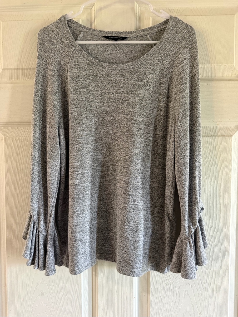Banana Republic Heather Gray Long-Sleeve Top with Ruffle Cuffs